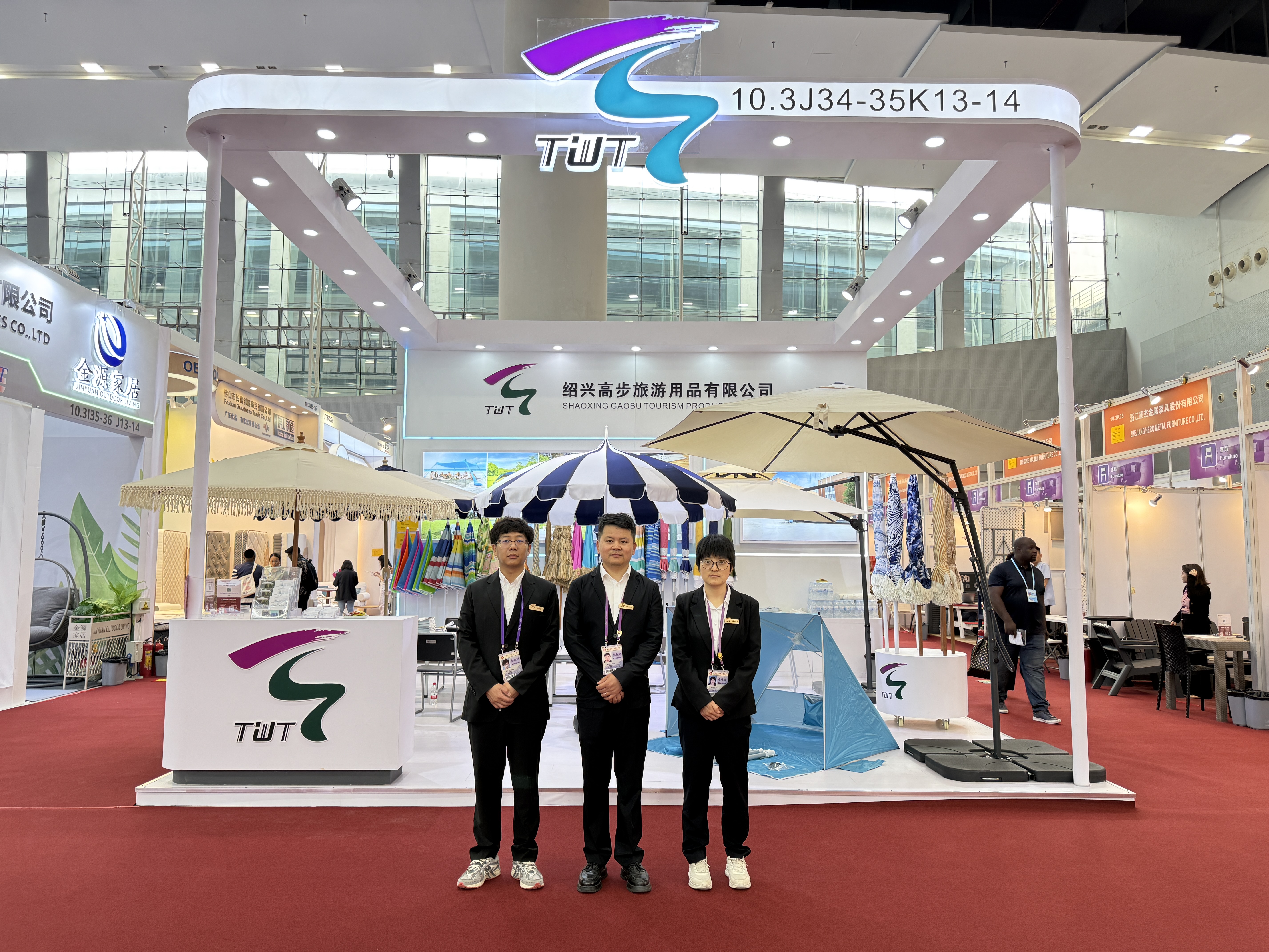 Shaoxing Gaobu Tourism Products Co., Ltd. pojawił się na Canton Fair, aby wyświetlić innowacyjne produkty zewnętrzne.